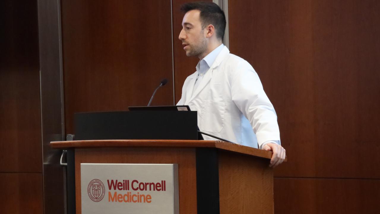 rob presenting at marshall