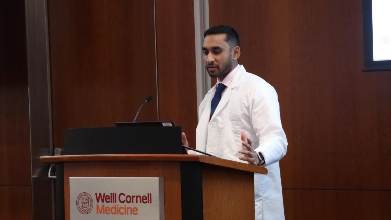 manish presenting at marshall